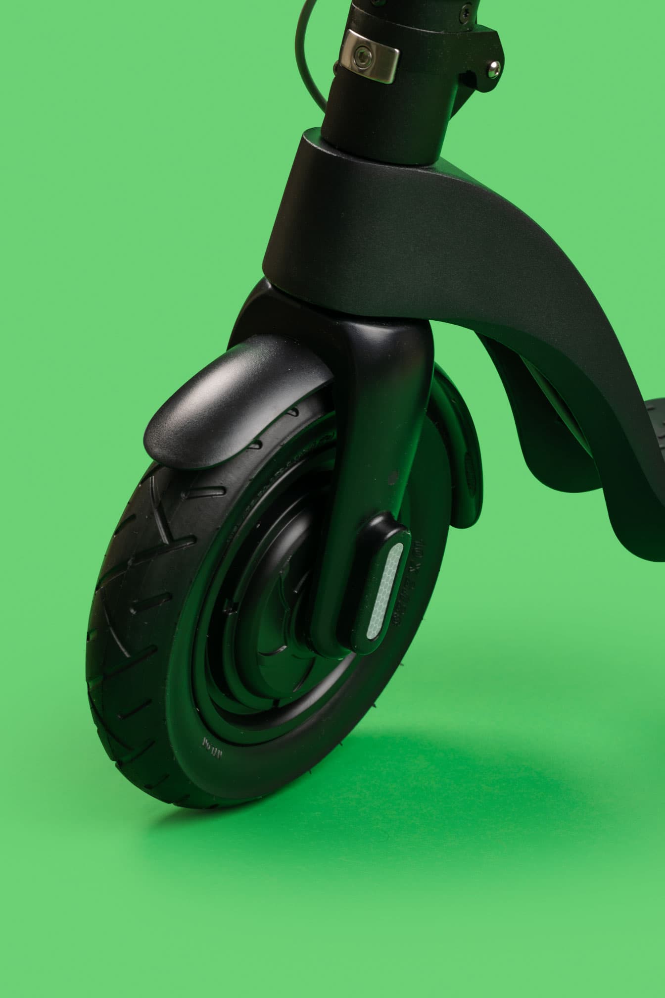 Levy front wheel with an air-filled tire